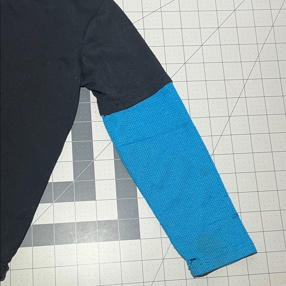 Kids Sports Graphic Long Sleeve Shirt - Black and Blue - Picture 10 of 12
